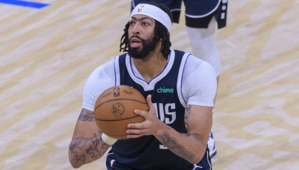 浓眉谈面对湖人:普通的常规赛 卢卡可能会有更多情绪