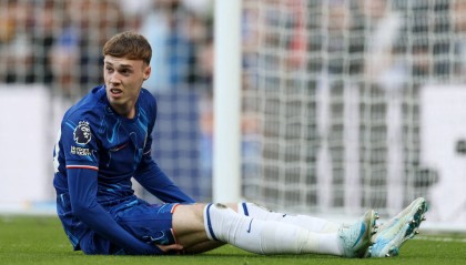 帕尔默英超生涯首次失点球 球踢一半被换下场直奔厕所