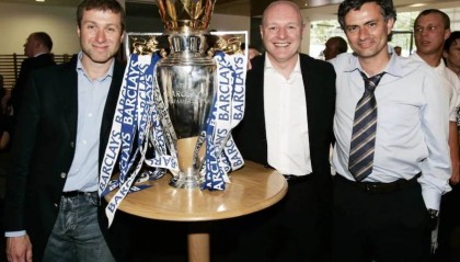 穆帅：有球员跟我说带着04/05蓝军集训两周，能把现役切尔西揍趴