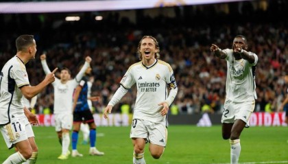 欧冠巅峰之战：皇马 VS 马竞，同城德比激情上演