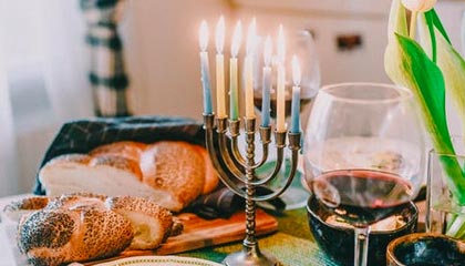 欧冠4强概率:巴萨99%无悬念!皇马仅6%,半决赛基本预定